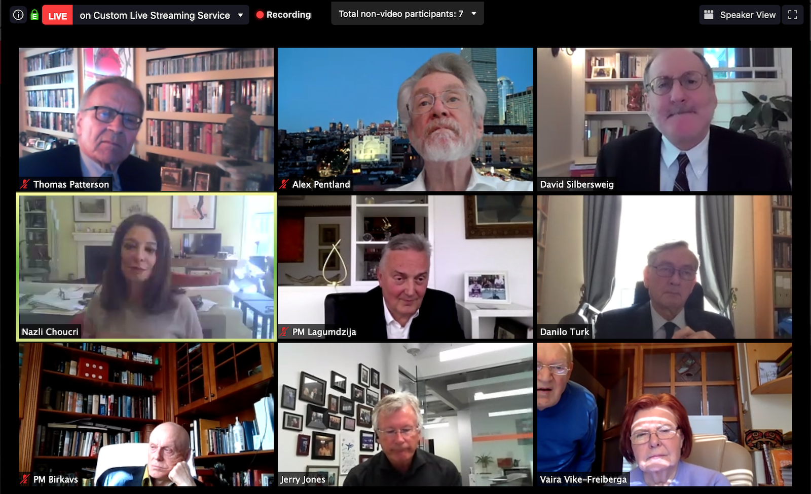 This week in The History of AI at AIWS.net – the World Leadership Alliance Club de Madrid organized the Online Roundtable “A New Social Contract in the Age of AI”