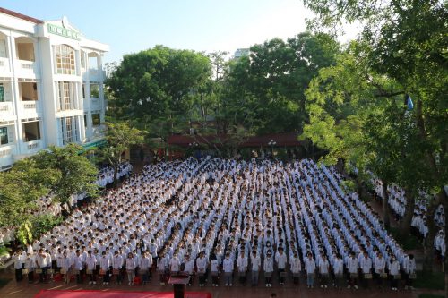 Lễ phát động vòng sơ khảo 2 cuộc thi “Trí tuệ nhân tạo 2023” tại Trường THPT Nguyễn Đức Cảnh