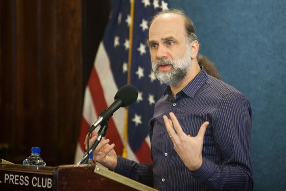 Business cyber-security expert Schneier to speak at BGF event Feb. 11