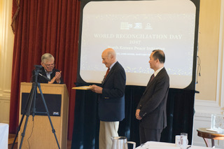 Governor Dukakis honor Pro. Joseph Nye: Distinguished Global Educator for Peace and Innovation