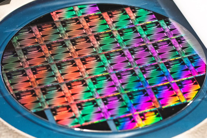 Can optical computing be the next breakthrough in AI acceleration?
