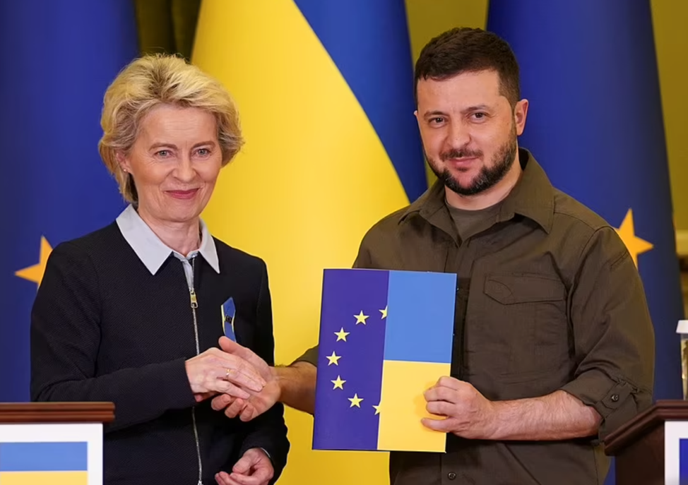 Ursula von der Leyen meets Volodymyr Zelenskyy in Kyiv