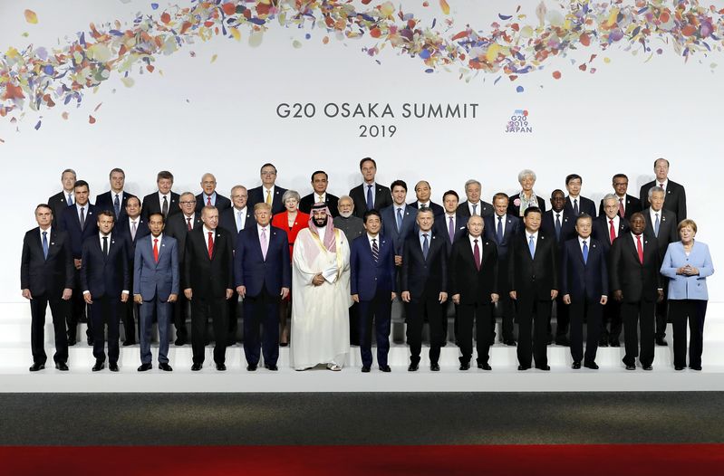 Abe opens G20 summit with focus on free trade