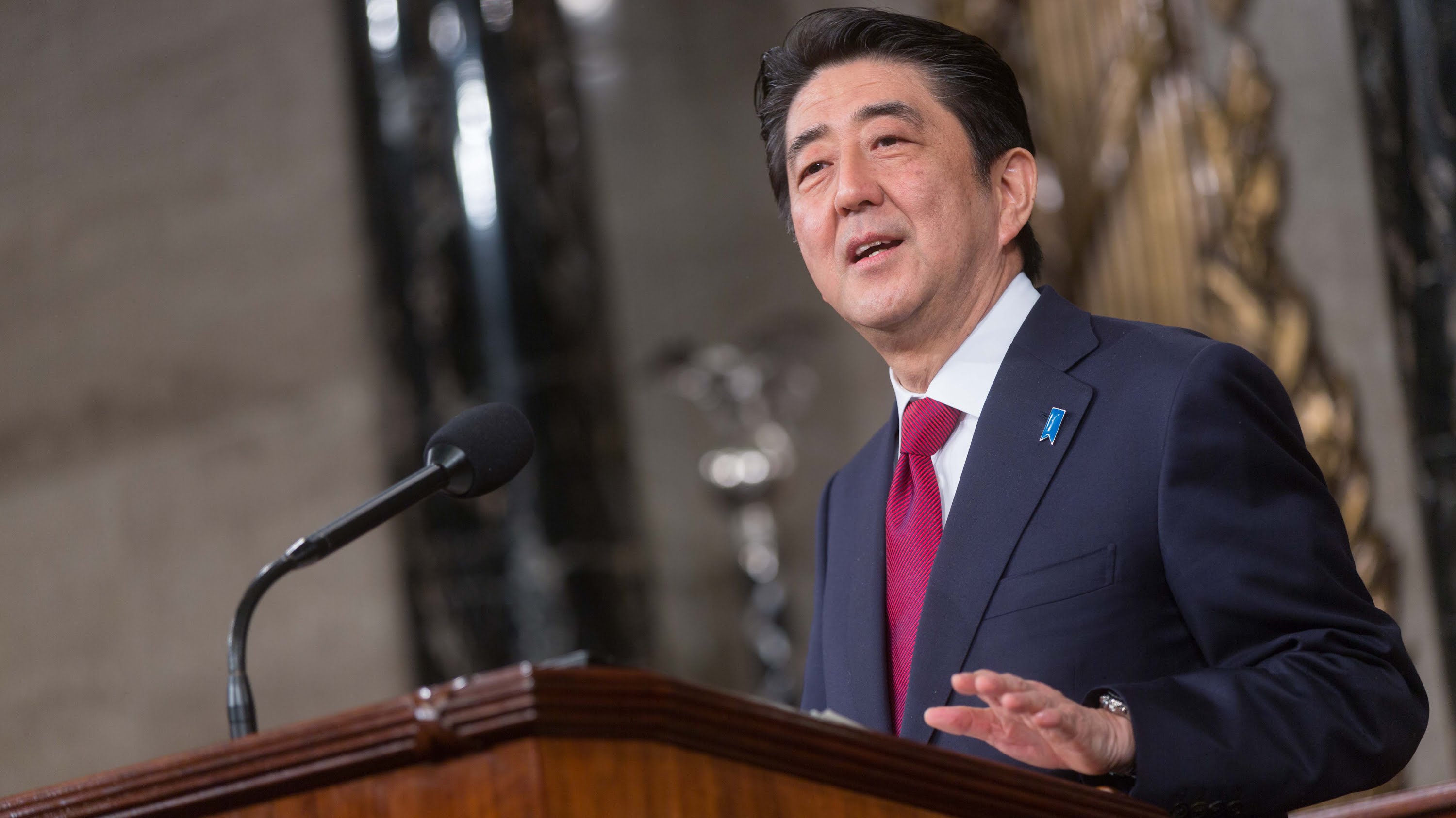 G7 host, Abe marks quake/tsunami anniversary